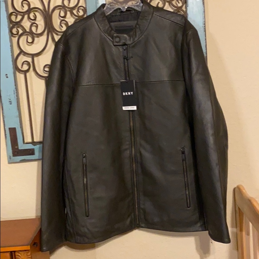 DKNY MENS LEATHER MOTO JACKET